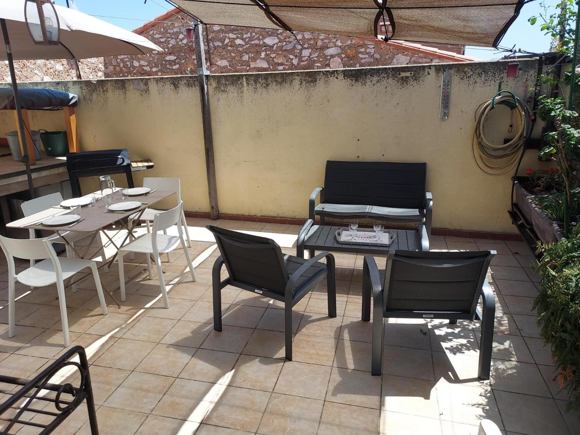 Albasud - Appartement Meuble Avec Terrasse - Salses Le Chateau 66 Exteriör bild